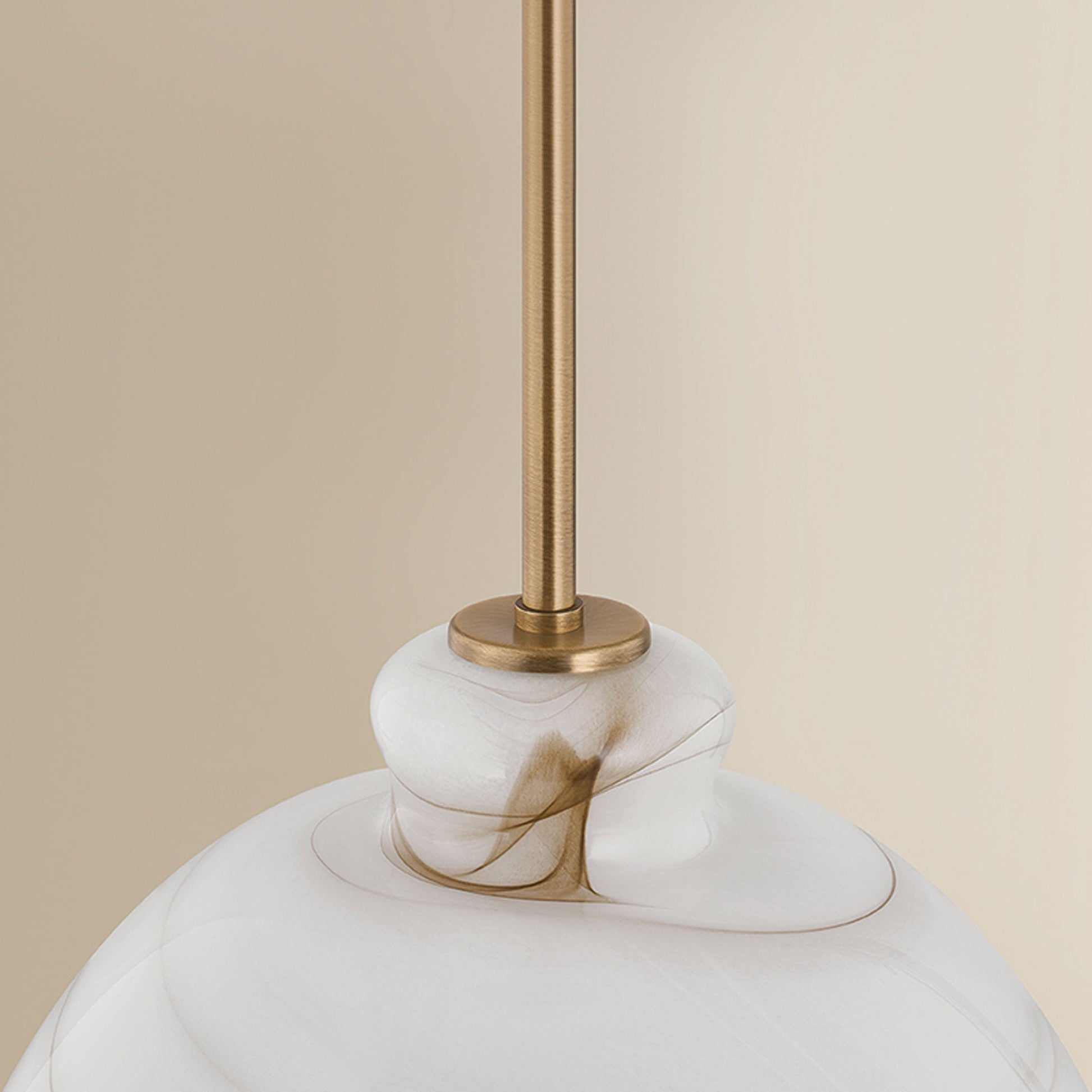 Dessi Pendant Light in Detail.