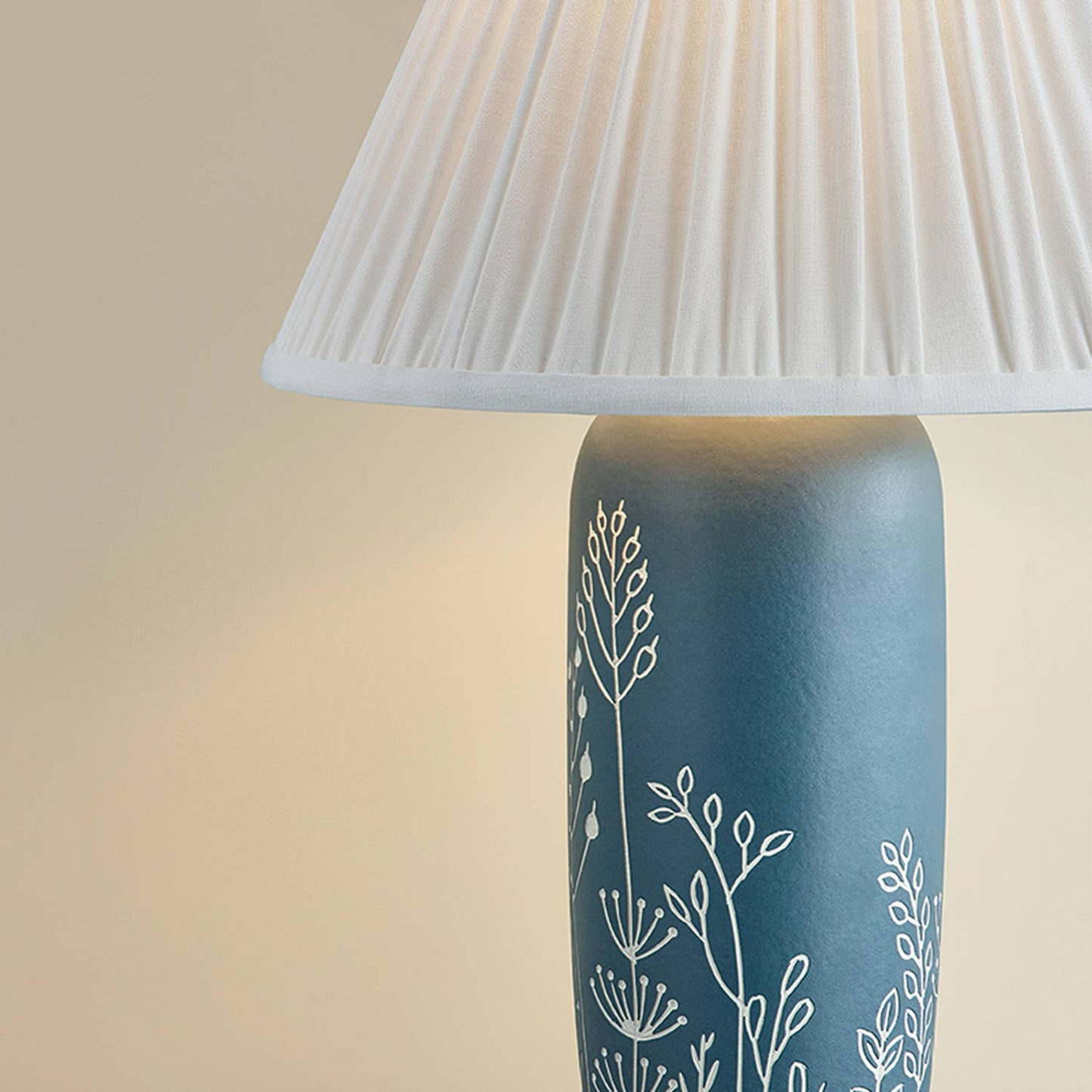 Etta Table Lamp in Detail.