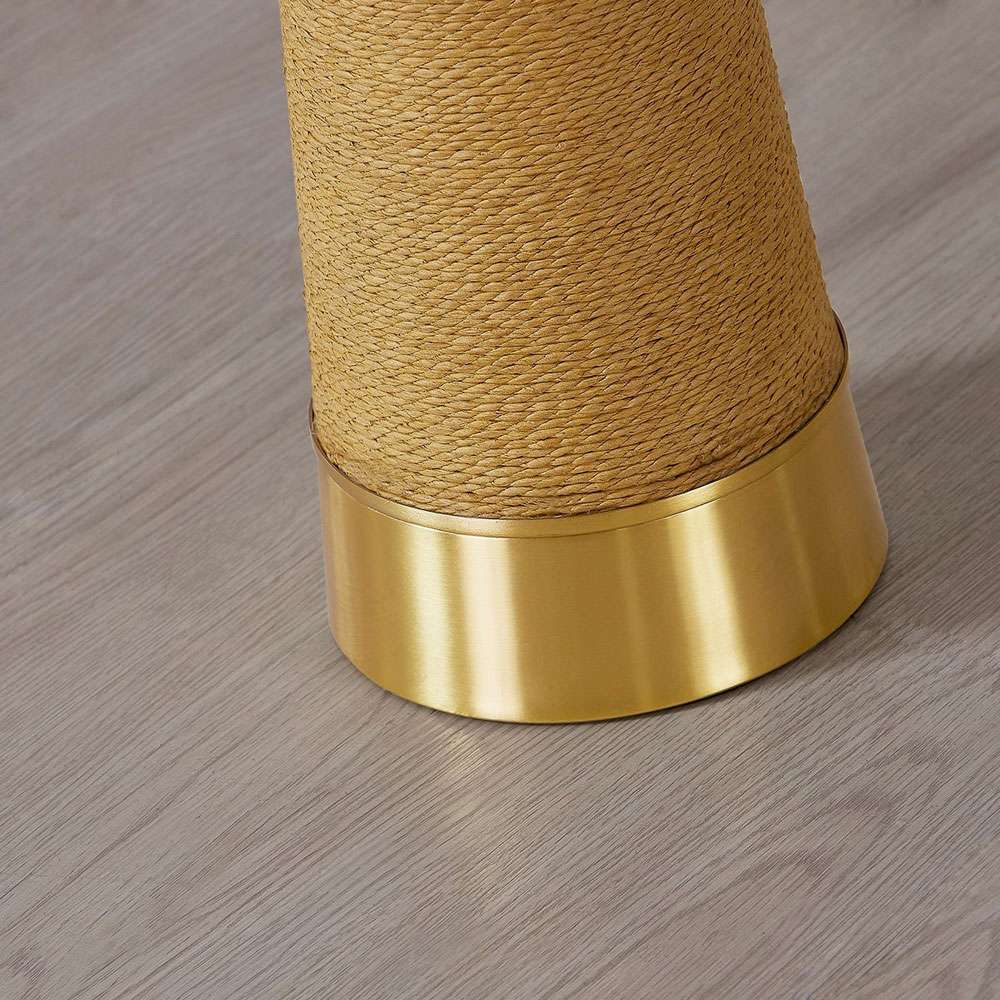 Indie Floor Lamp in Detail.