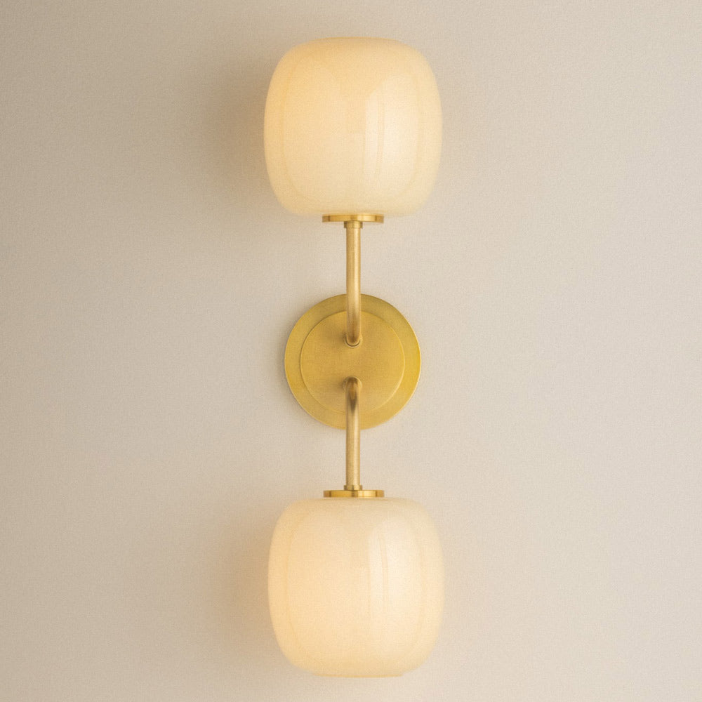 Lisette Bath Vanity Light in Detail.