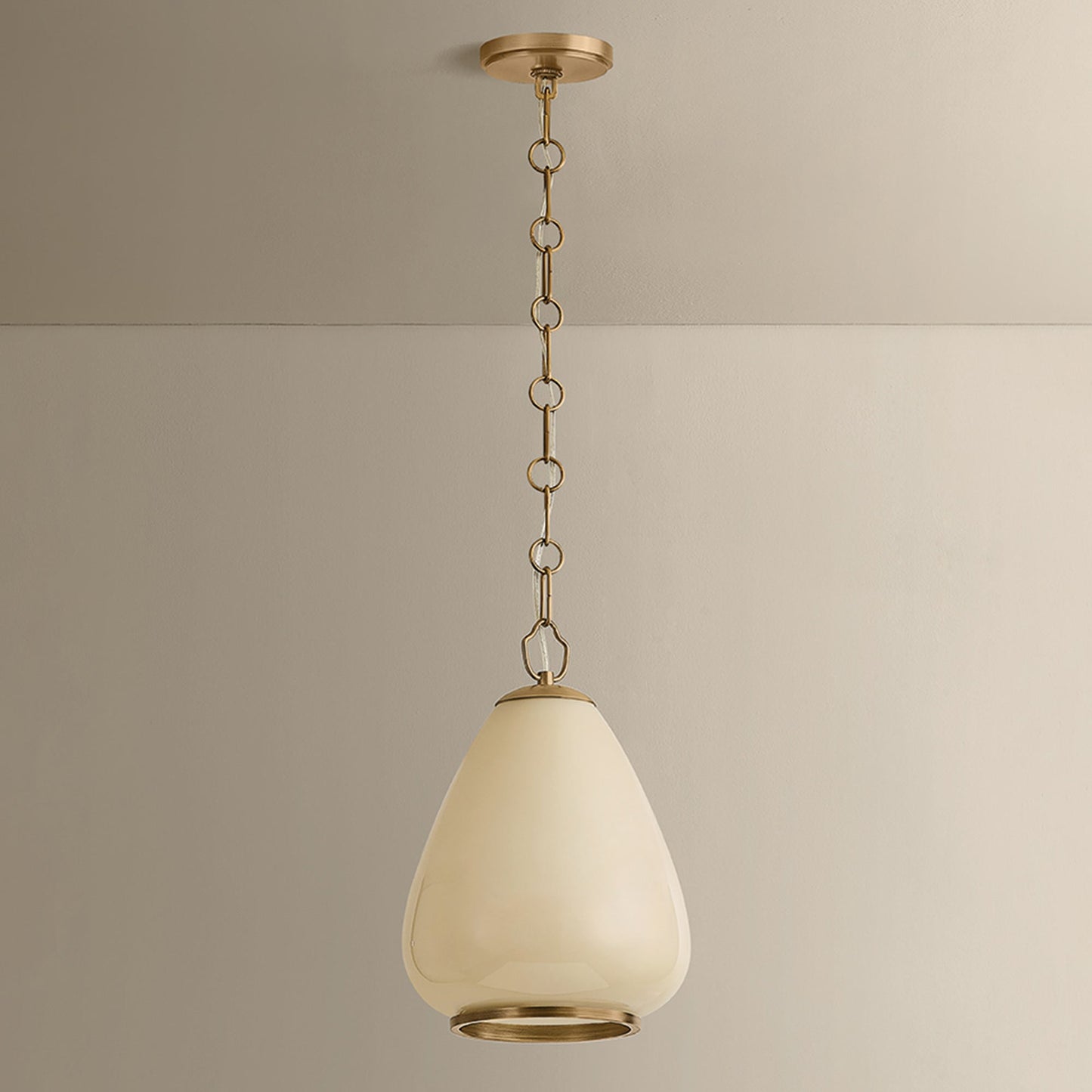 Maliah Pendant Light in Detail.