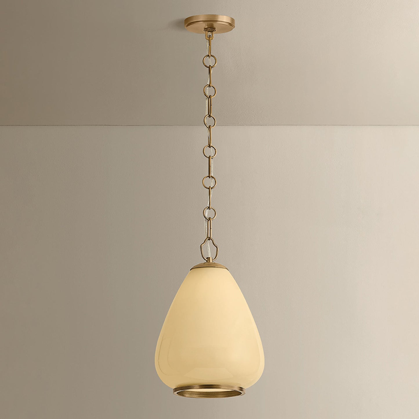 Maliah Pendant Light in Detail.