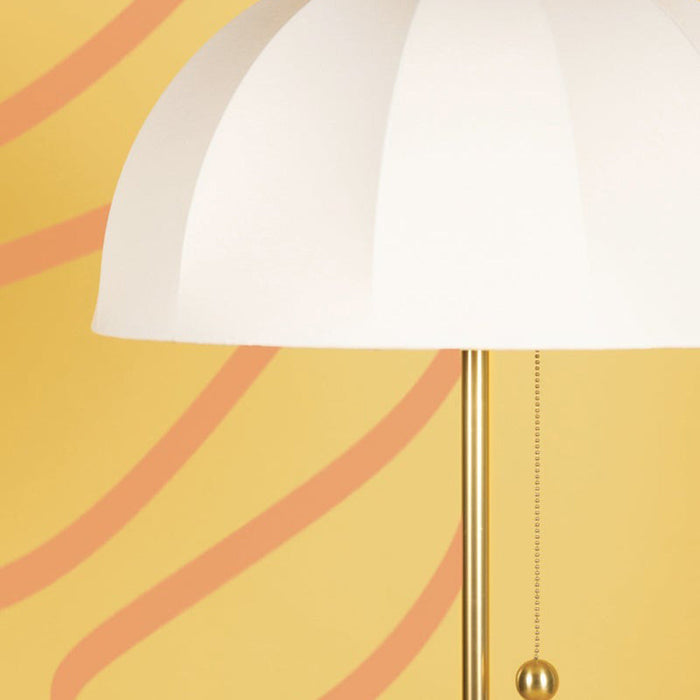Meshelle Floor Lamp in Detail.
