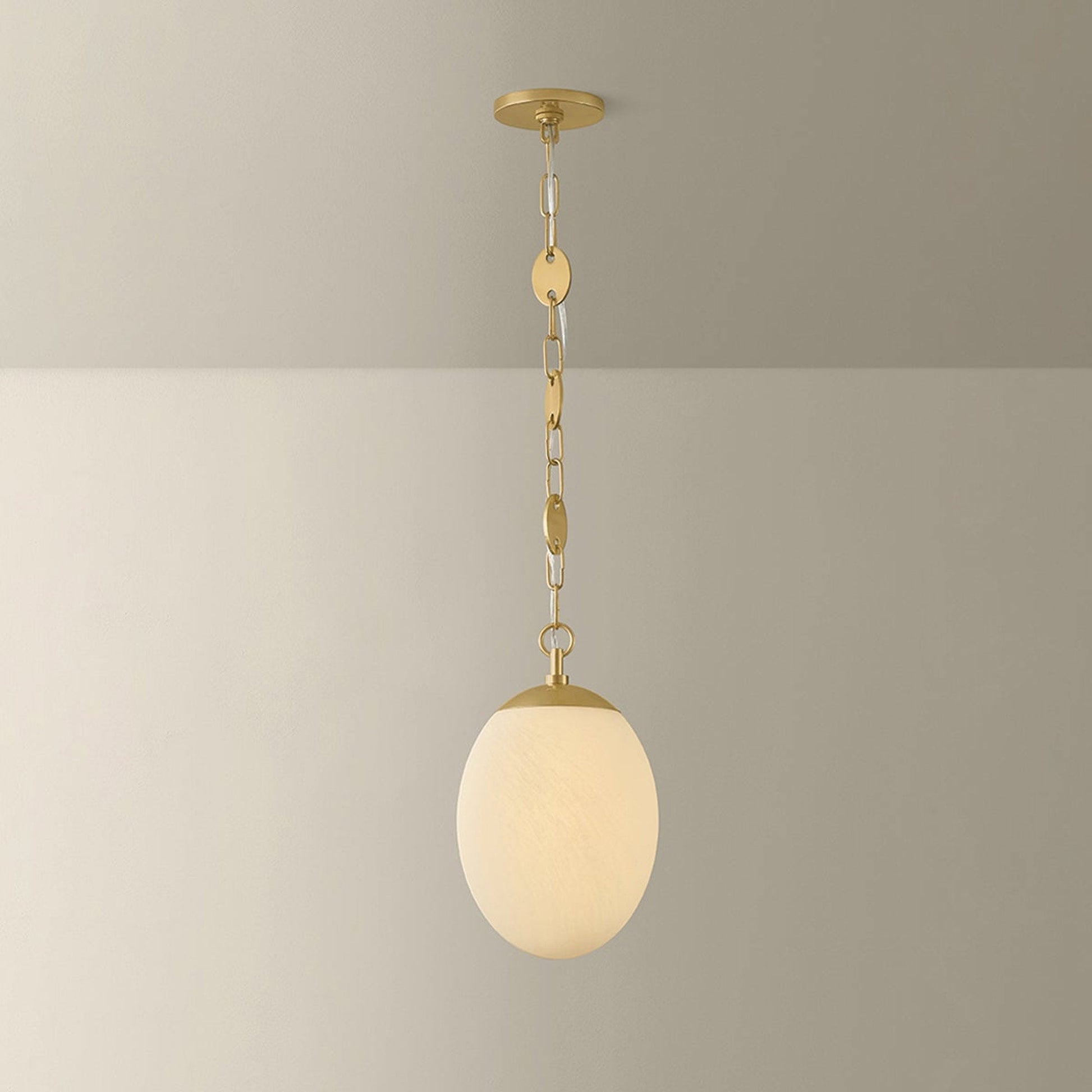 Nell Pendant Light in Detail.