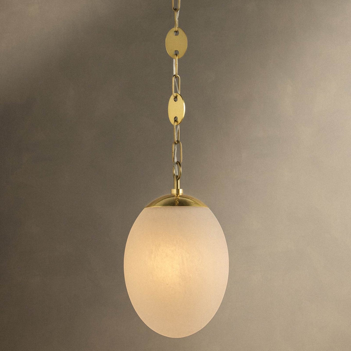 Nell Pendant Light in Detail.