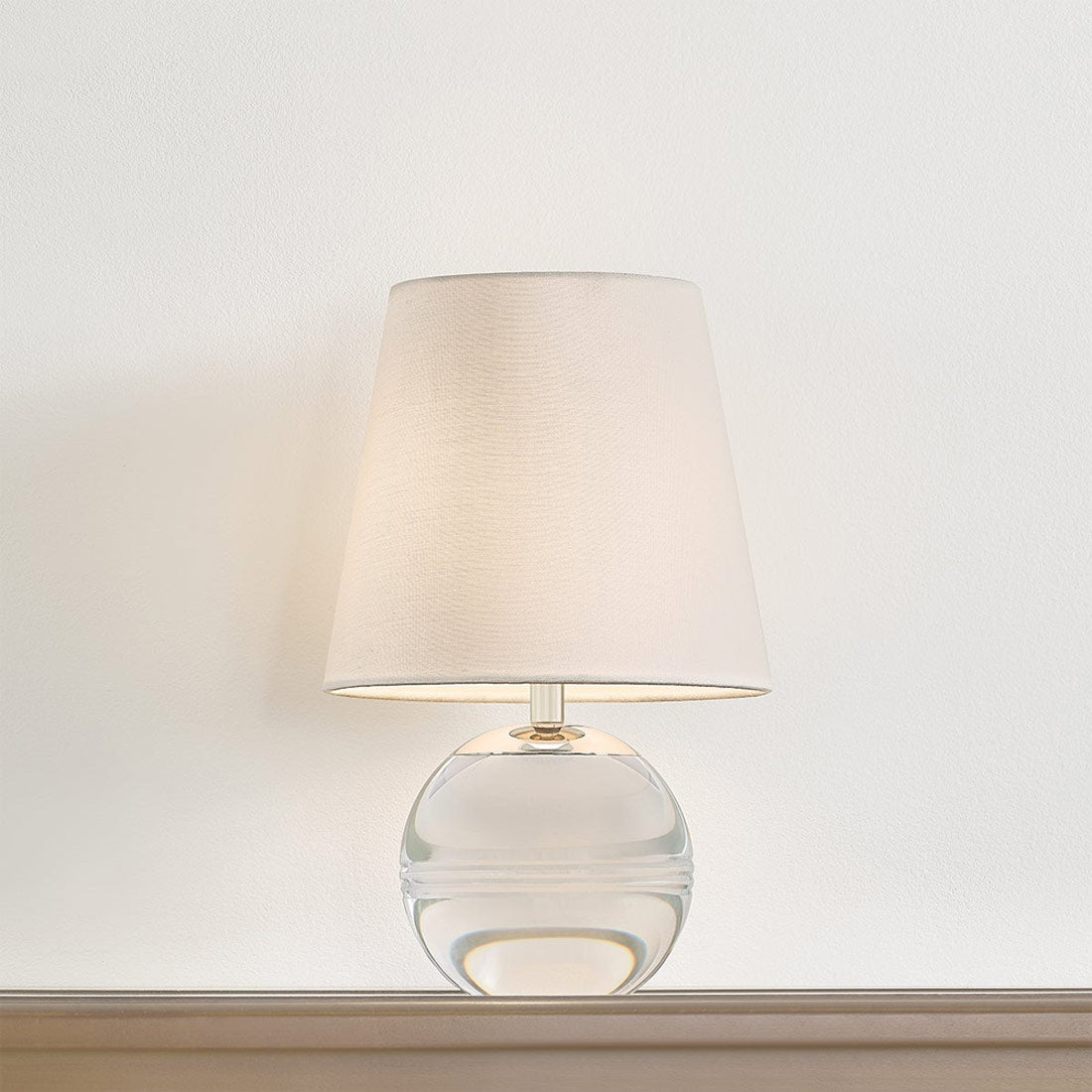 Nicole LED Rechargeable Table Lamp in Detail.