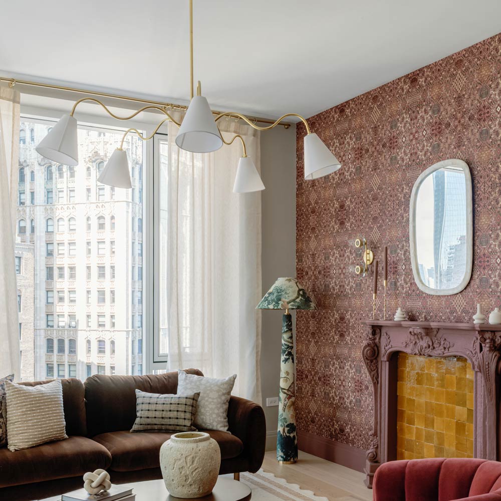 Onda Chandelier in living room.