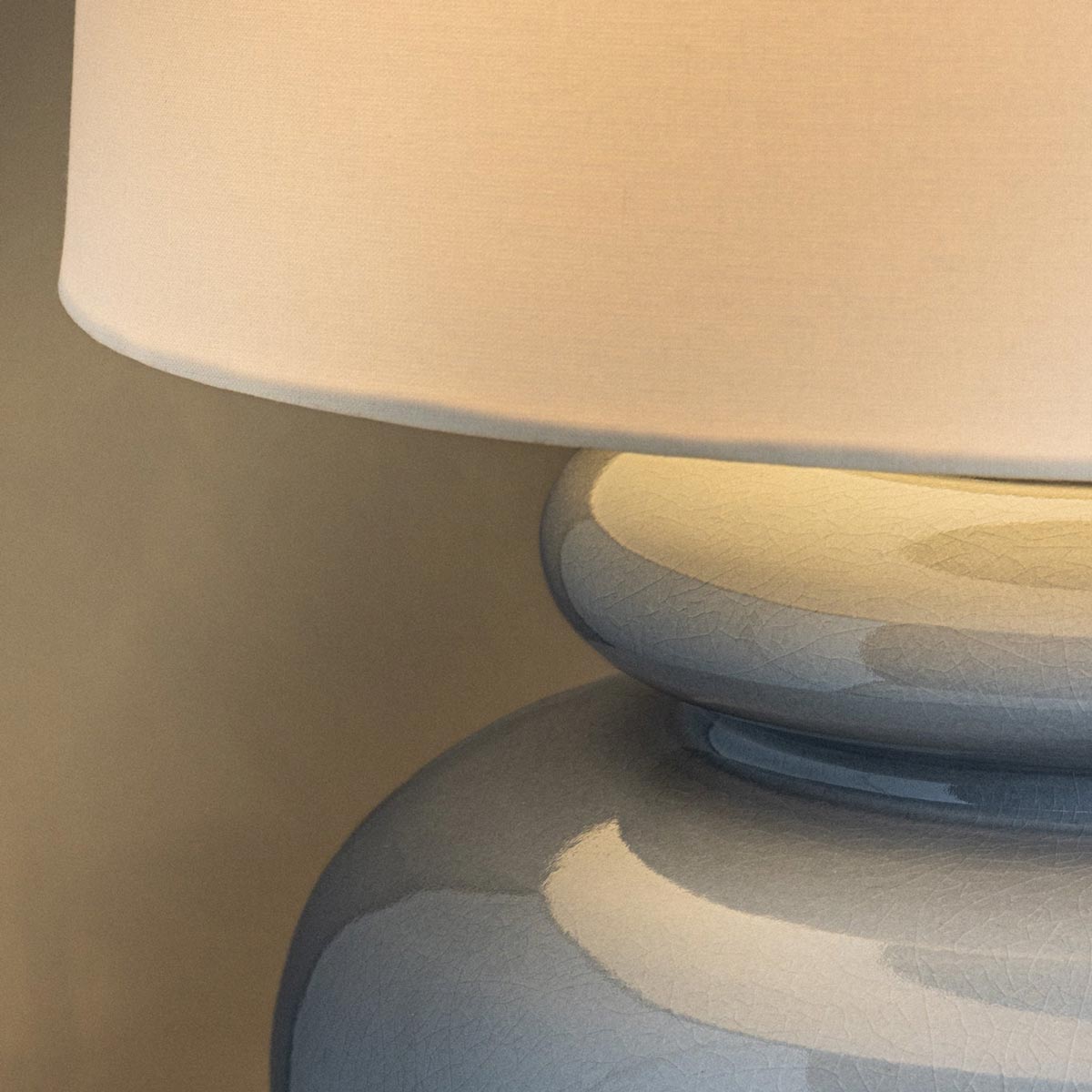 Pia Table Lamp in Detail.