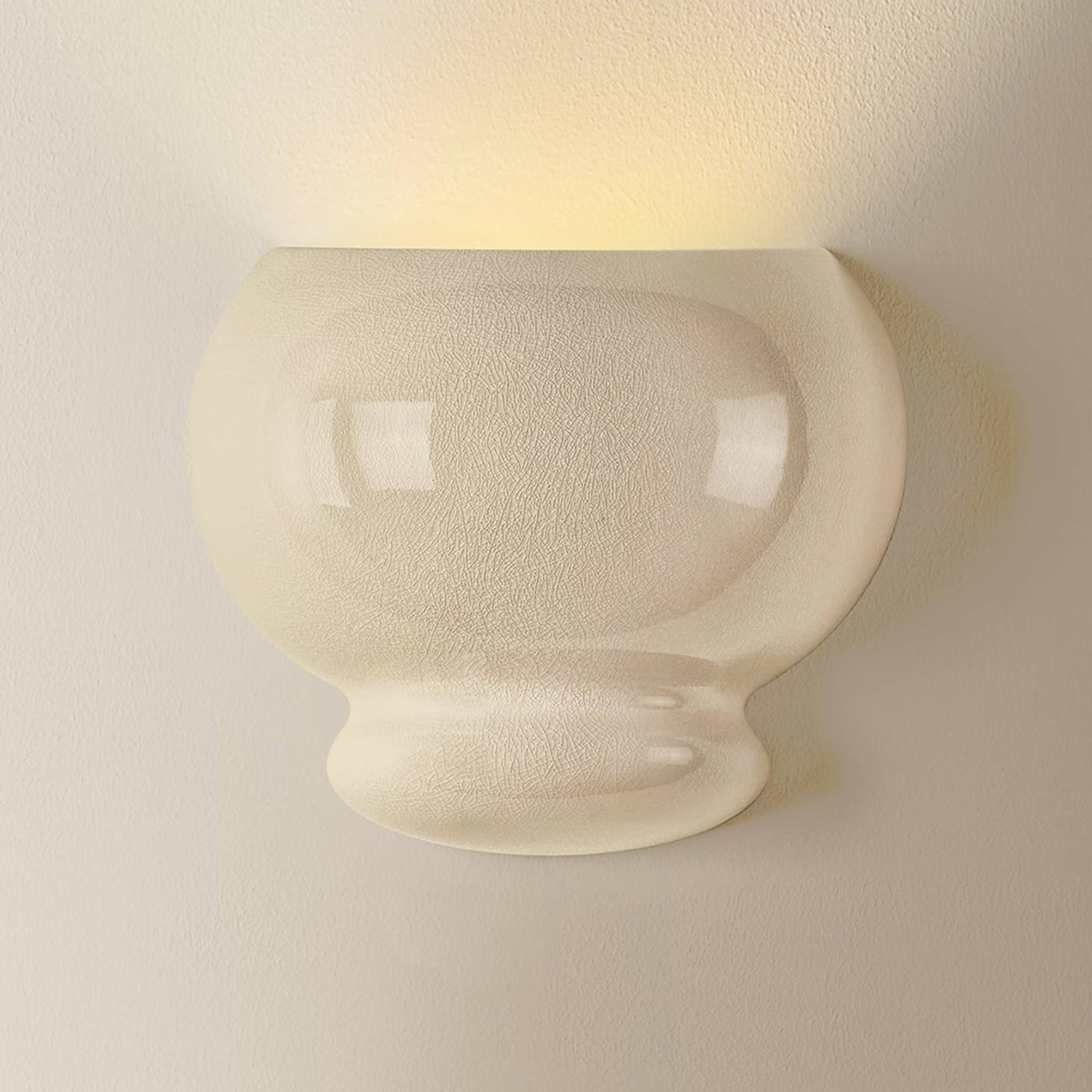 Pia Wall Light in Detail.