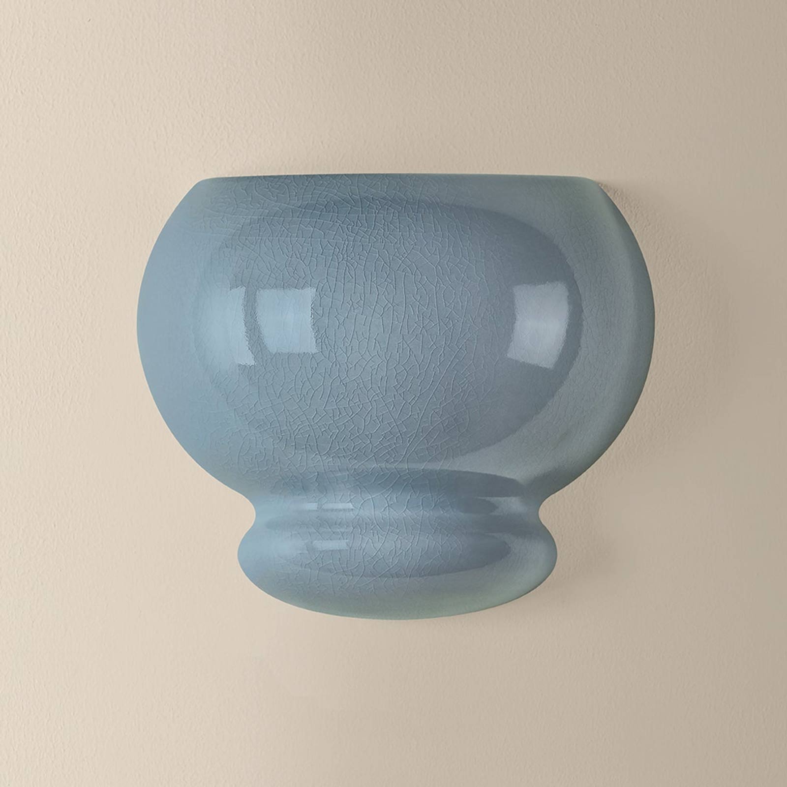 Pia Wall Light in Detail.