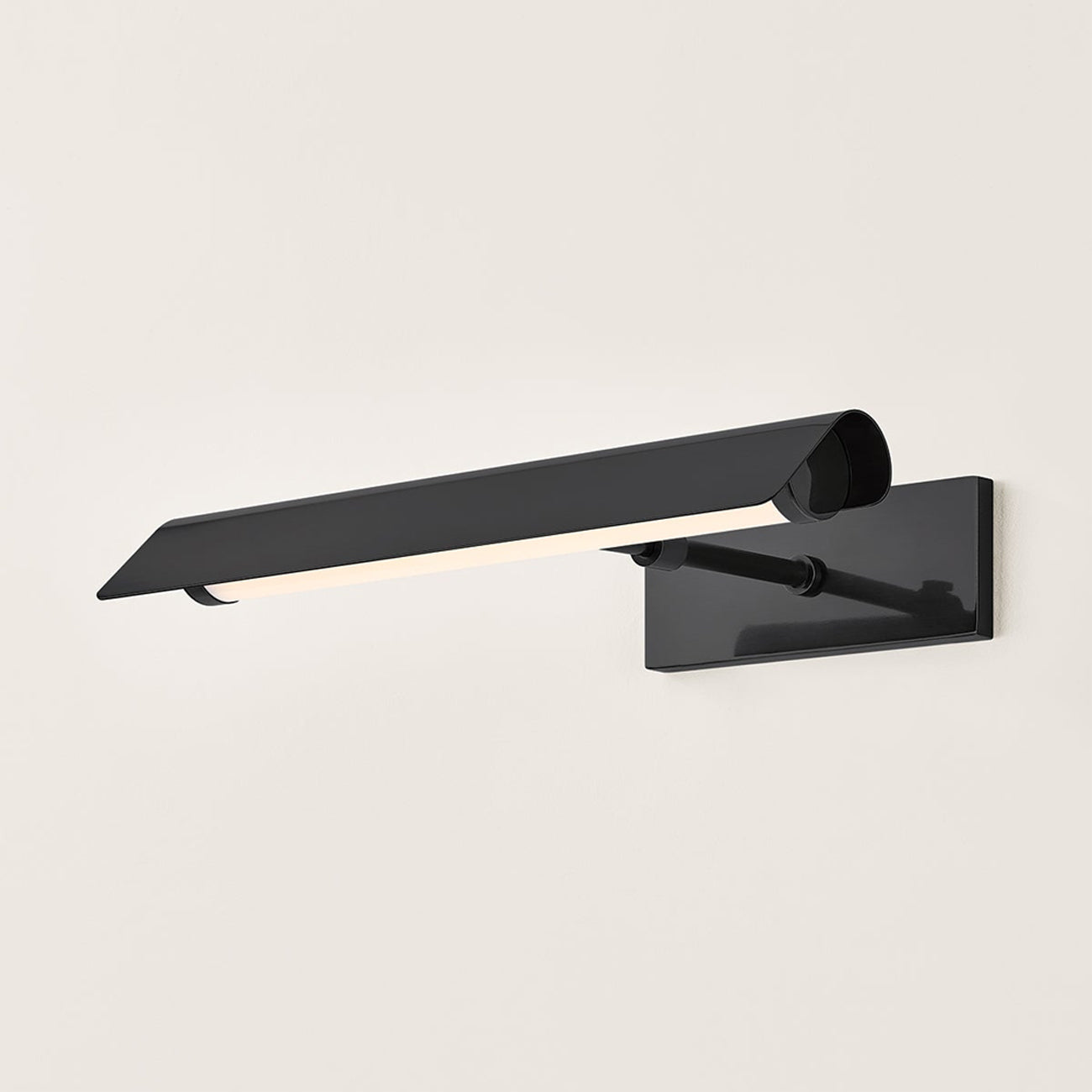 Regan LED Picture Light in Detail.