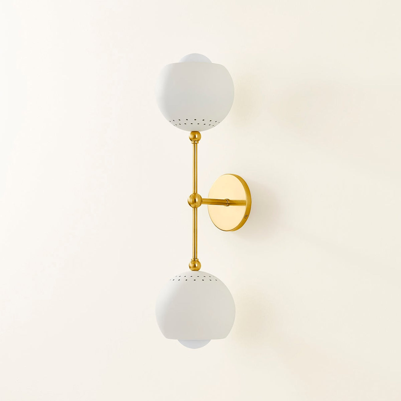 Saylor Wall Light in Detail.