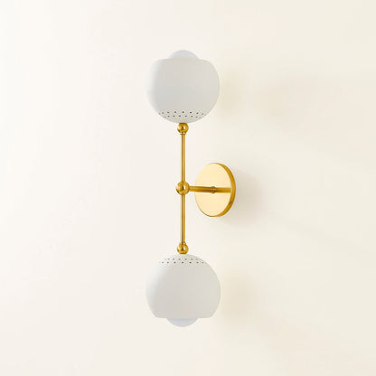 Saylor Wall Light in Detail.