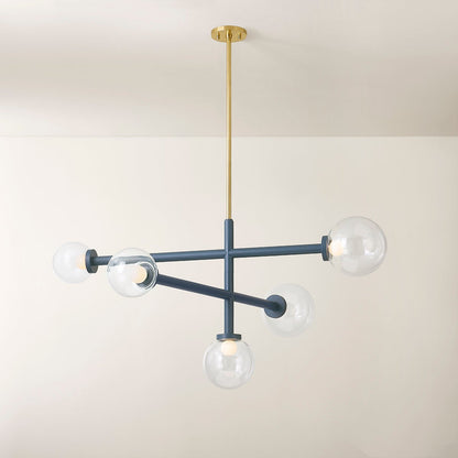 Sia Chandelier in Detail.