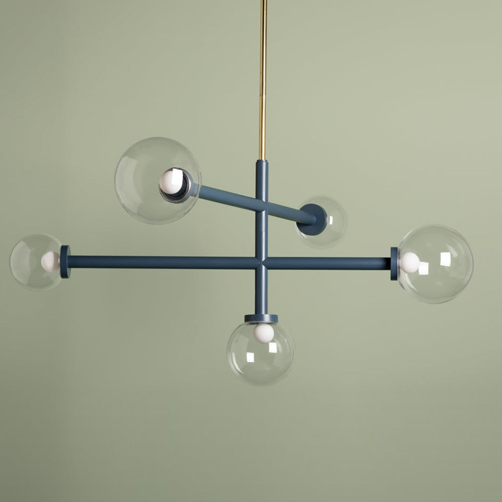 Sia Chandelier in Detail.