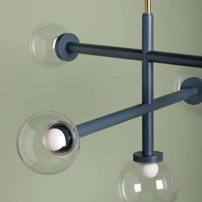 Sia Chandelier in Detail.