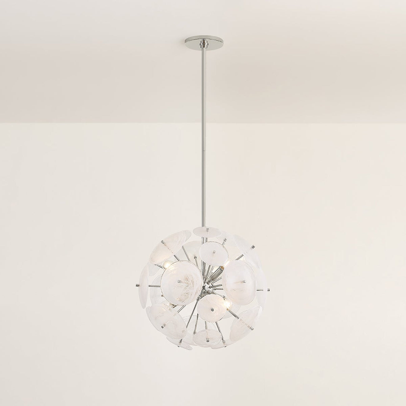 Tamara Chandelier in Detail.