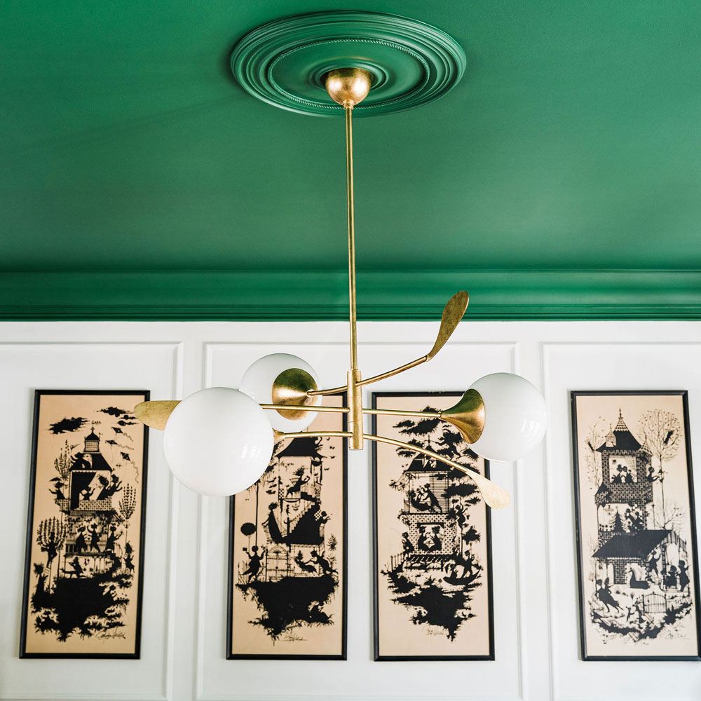 Victoria Chandelier in Detail.