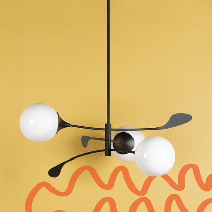 Victoria Chandelier in Detail.