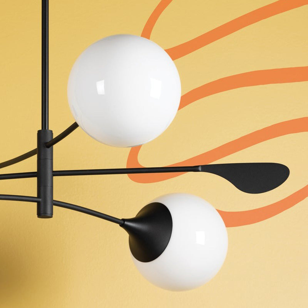 Victoria Chandelier in Detail.