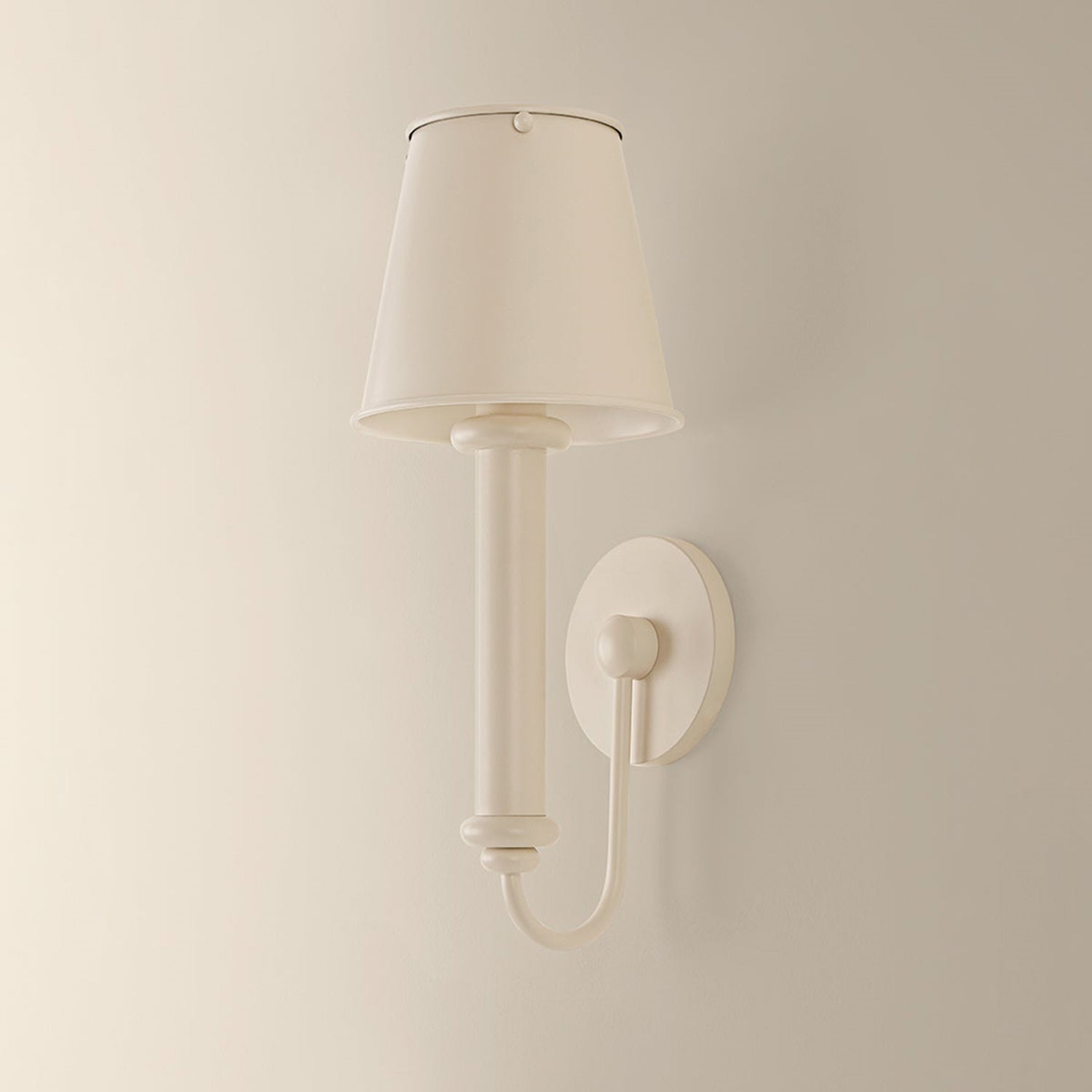 Yara Wall Light in Detail.