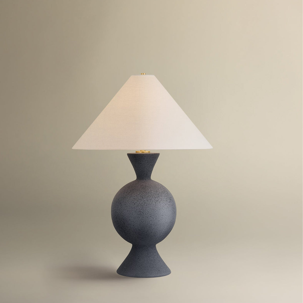 Zadeh Table Lamp in Detail.