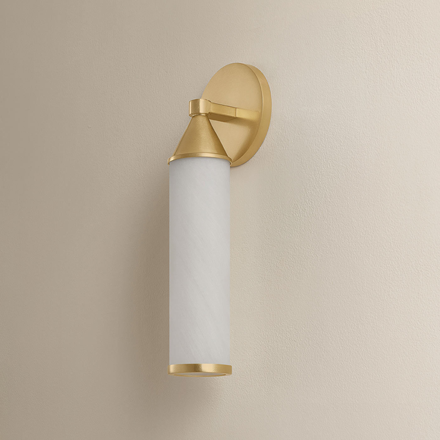 Zinnia Single Wall Light in Detail.