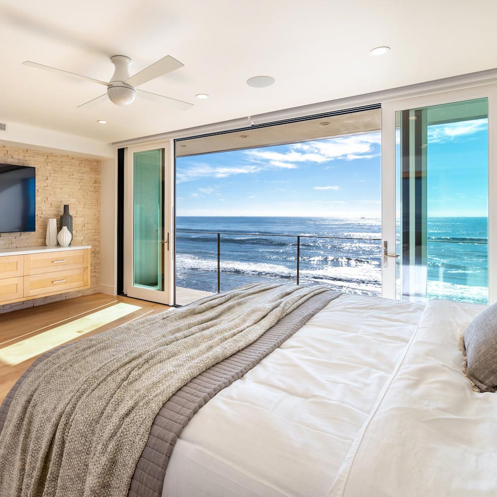 Ball 42-Inch Flush Mount Ceiling Fan in bedroom.