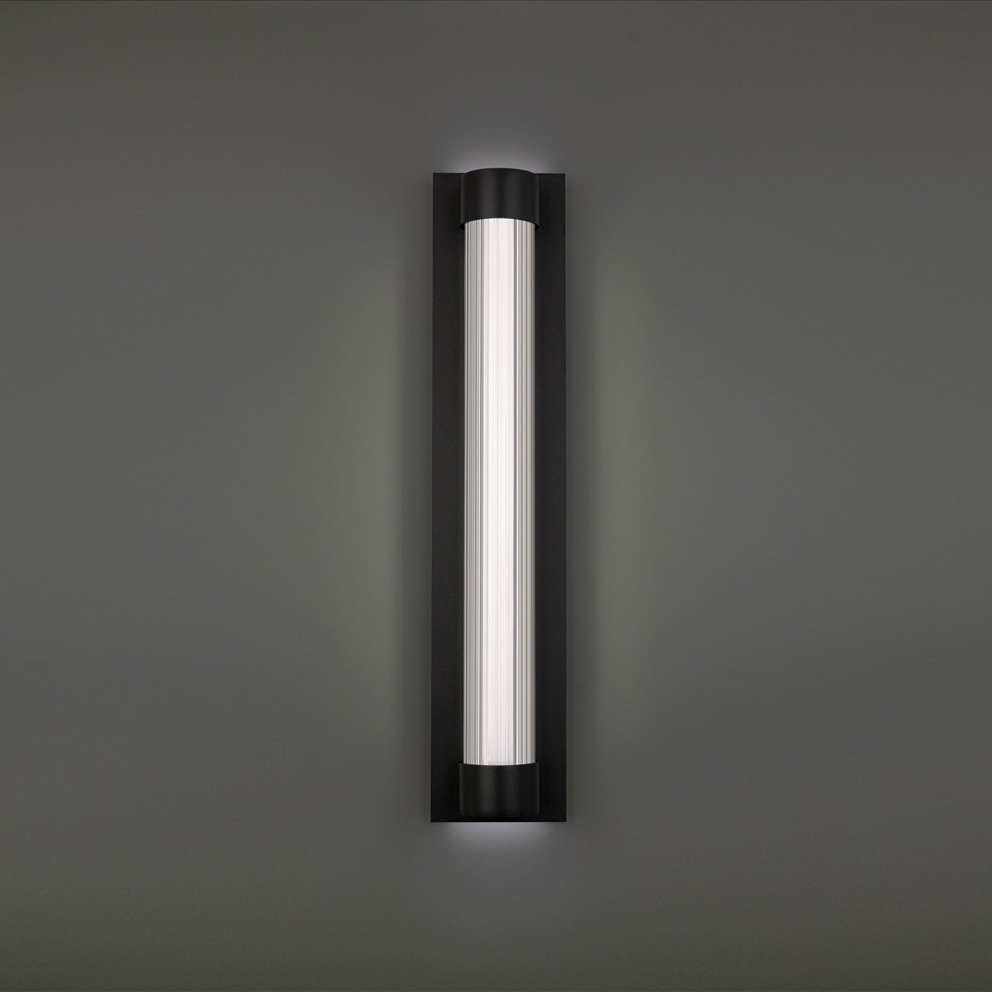 Chyzel Outdoor LED Wall Light (26-Inch/3000K).