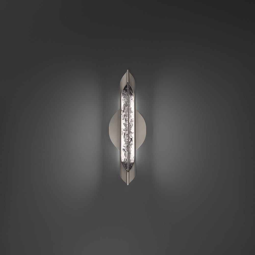 Hadleigh LED Bath Wall Light in Detail.