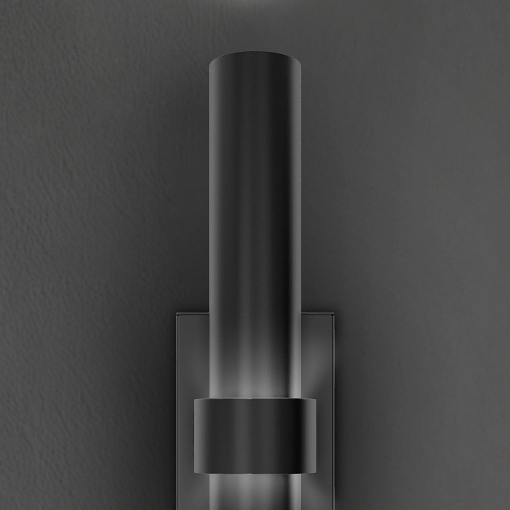 Quincy Outdoor LED Wall Light in Detail.