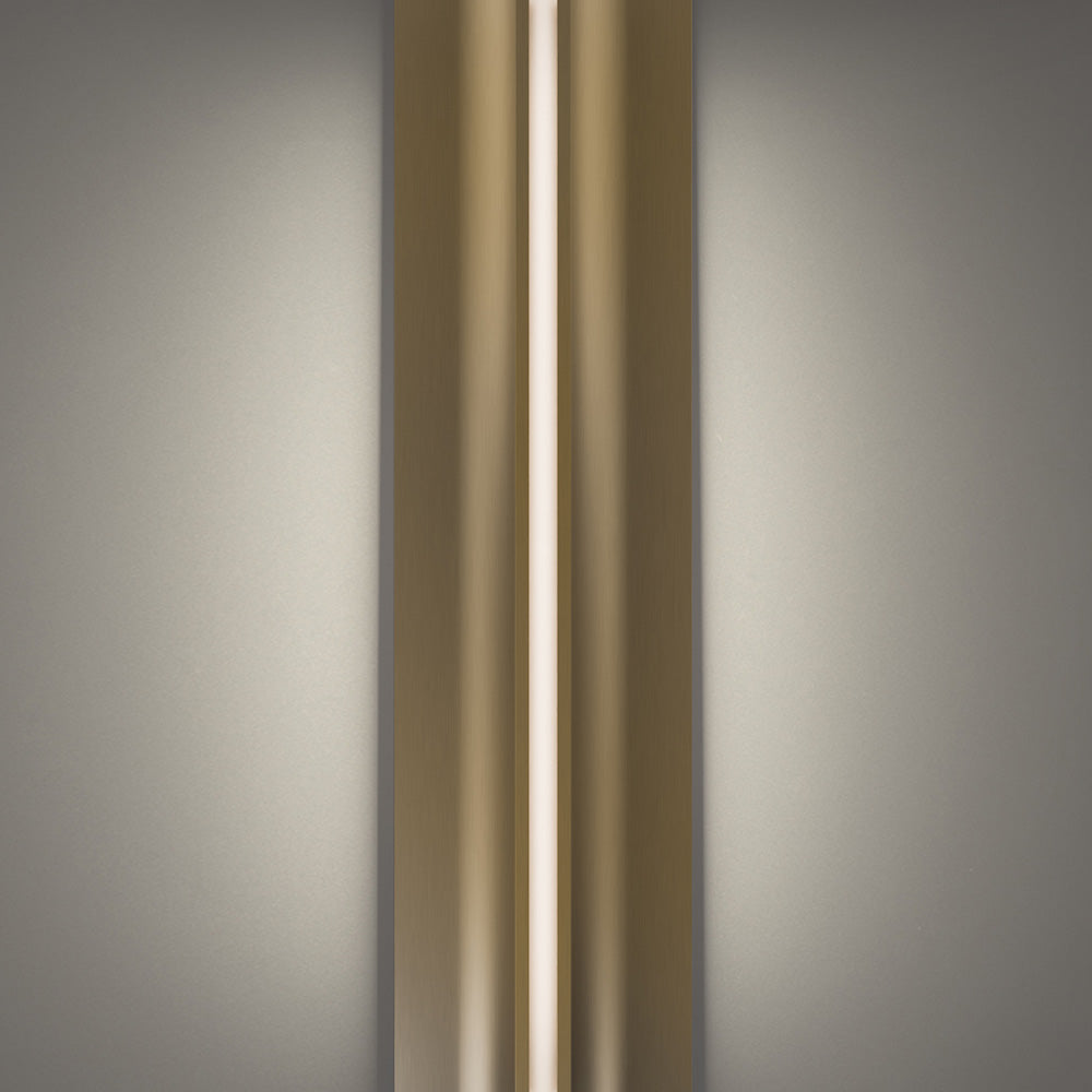 Strait LED Wall Light in Detail.