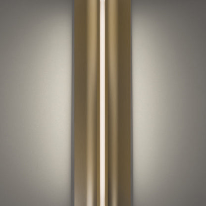 Strait LED Wall Light in Detail.