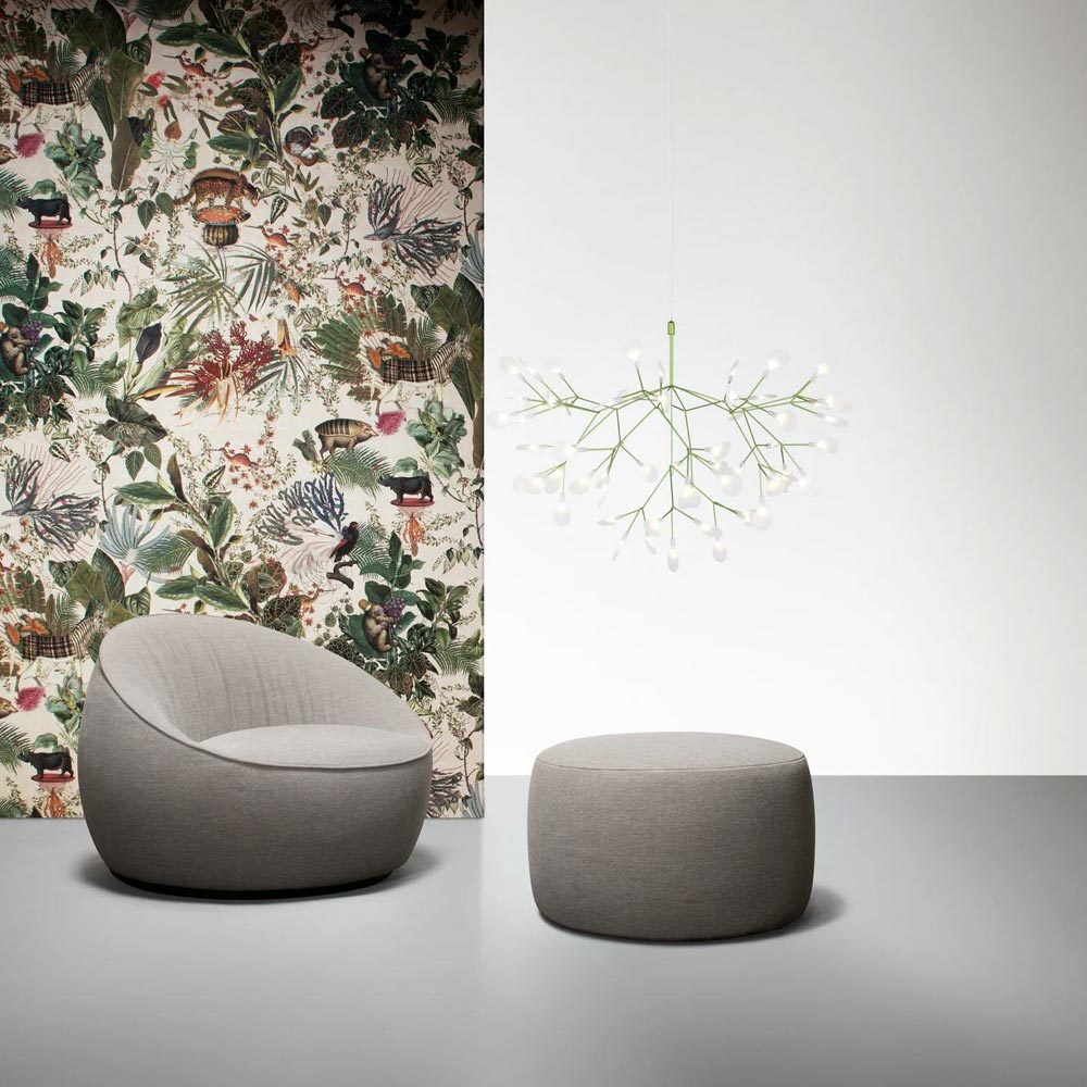 Heracleum III Endless LED Pendant Light in living room.