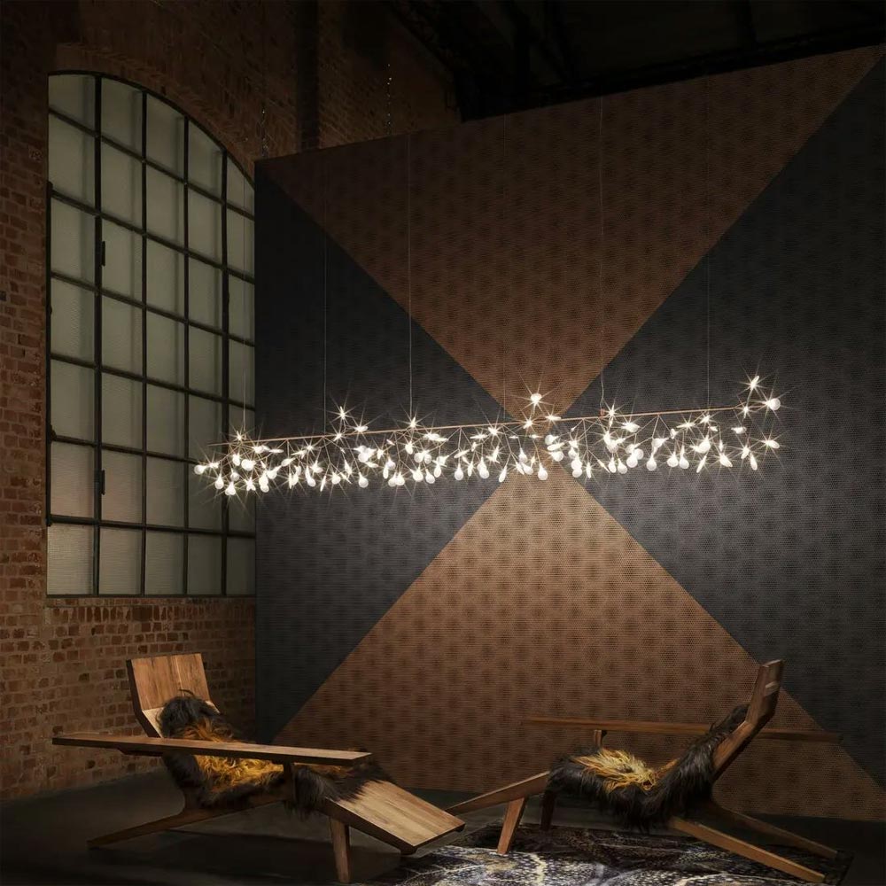 Heracleum III Endless LED Pendant Light in living room.