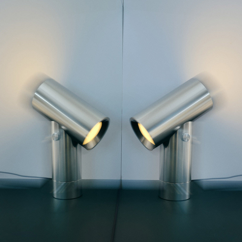 Beam LED Table Lamp in Detail.