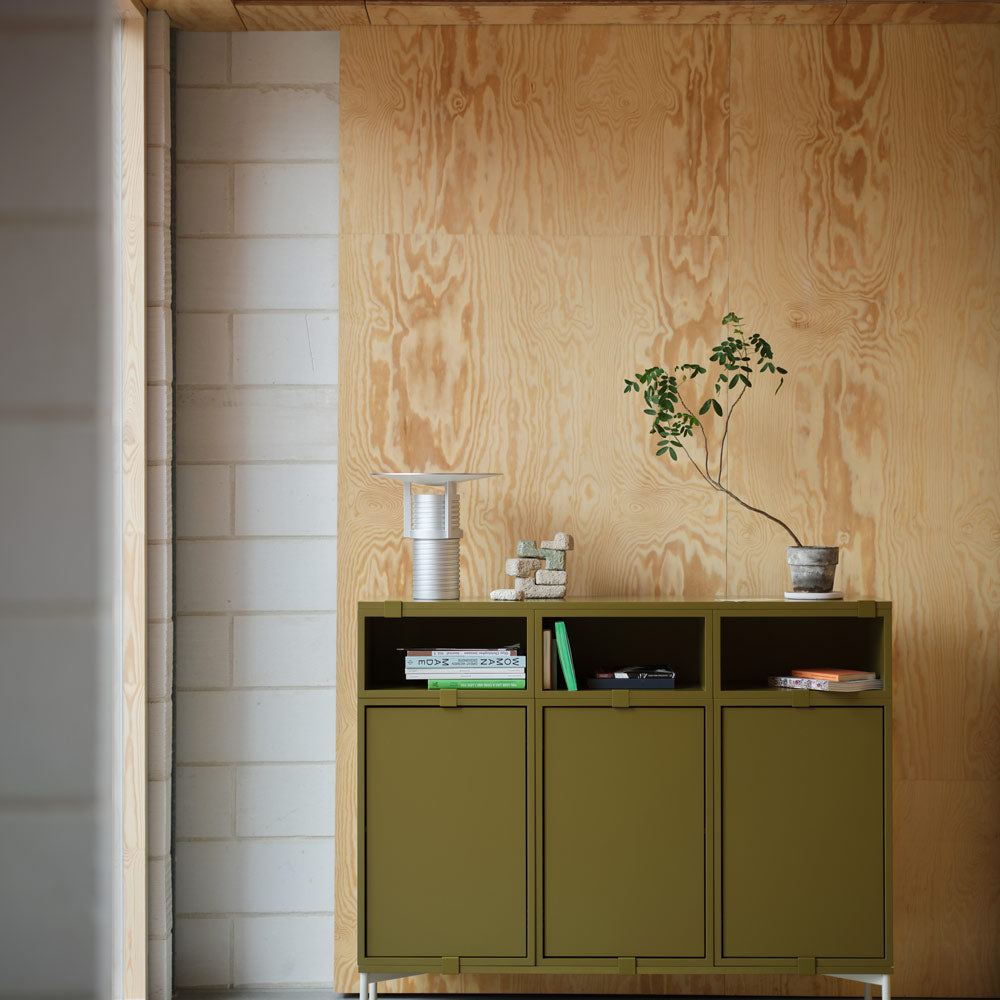 Set LED Table Lamp in living room.
