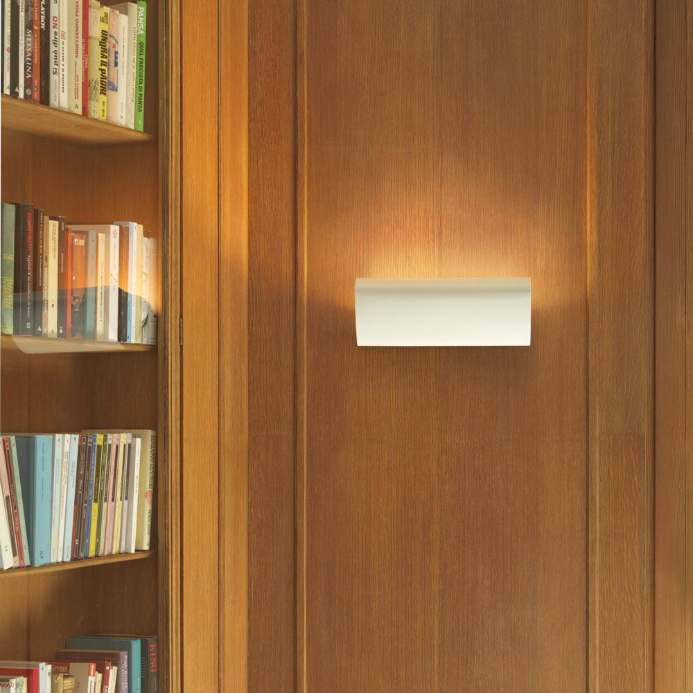 Applique Radieuse Wall Light in living room.