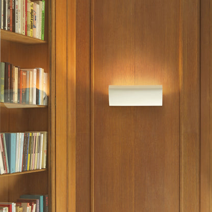 Applique Radieuse Wall Light in living room.