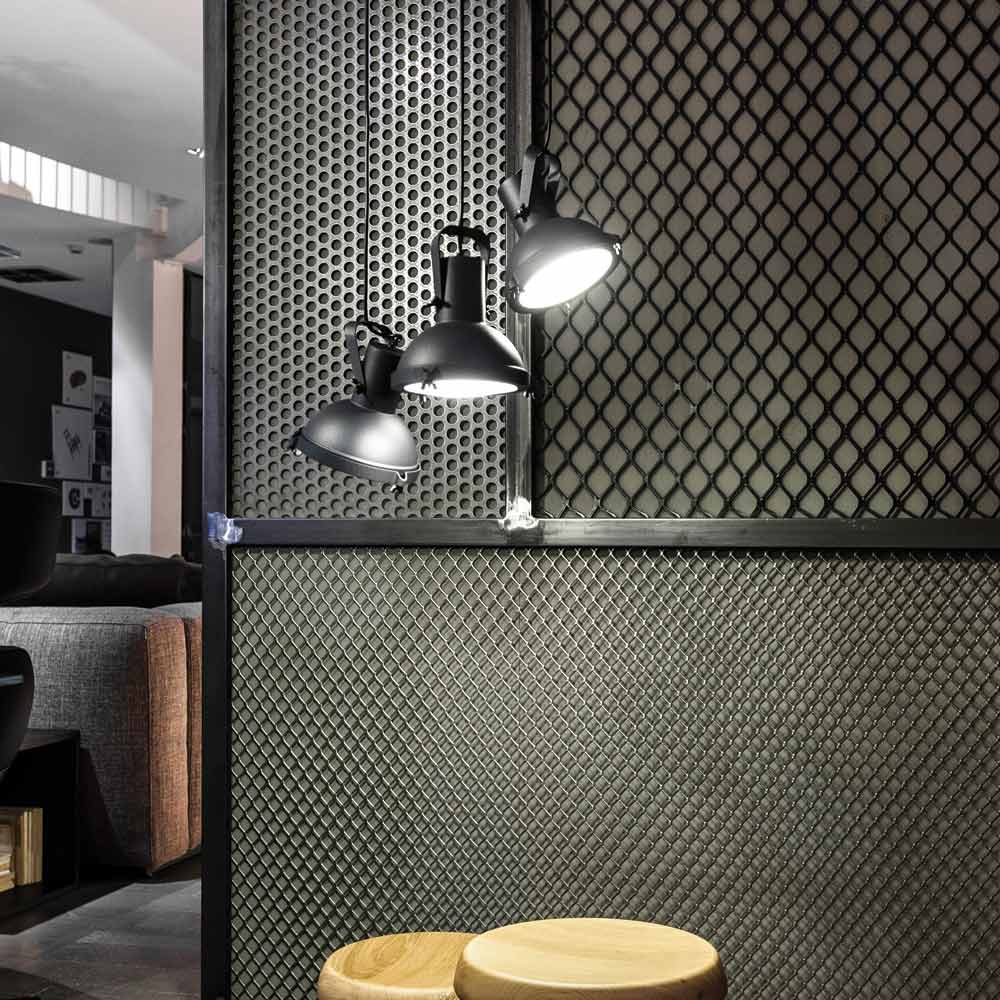 Projecteur Pendant Light in living room.