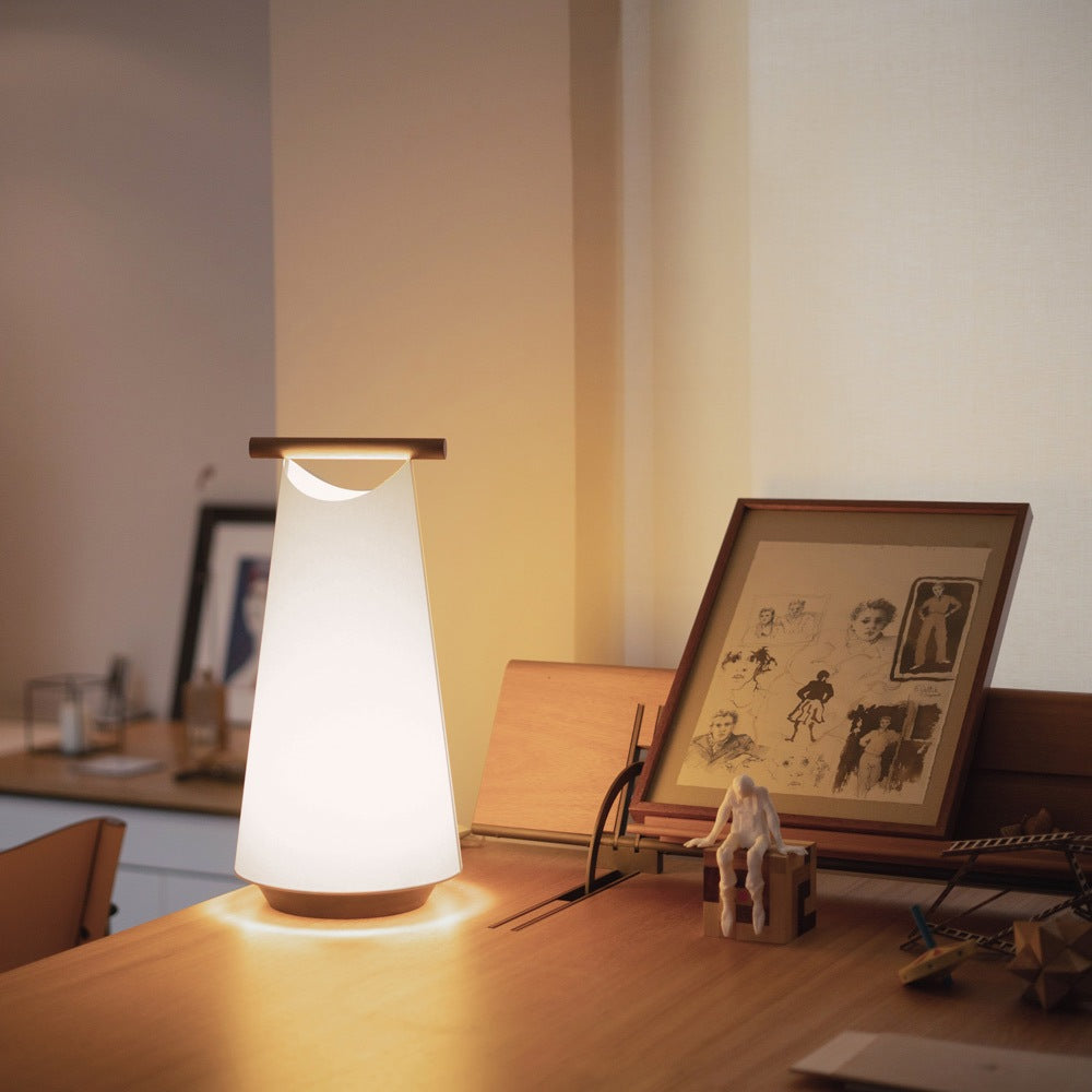 Catay Table Lamp in Detail.