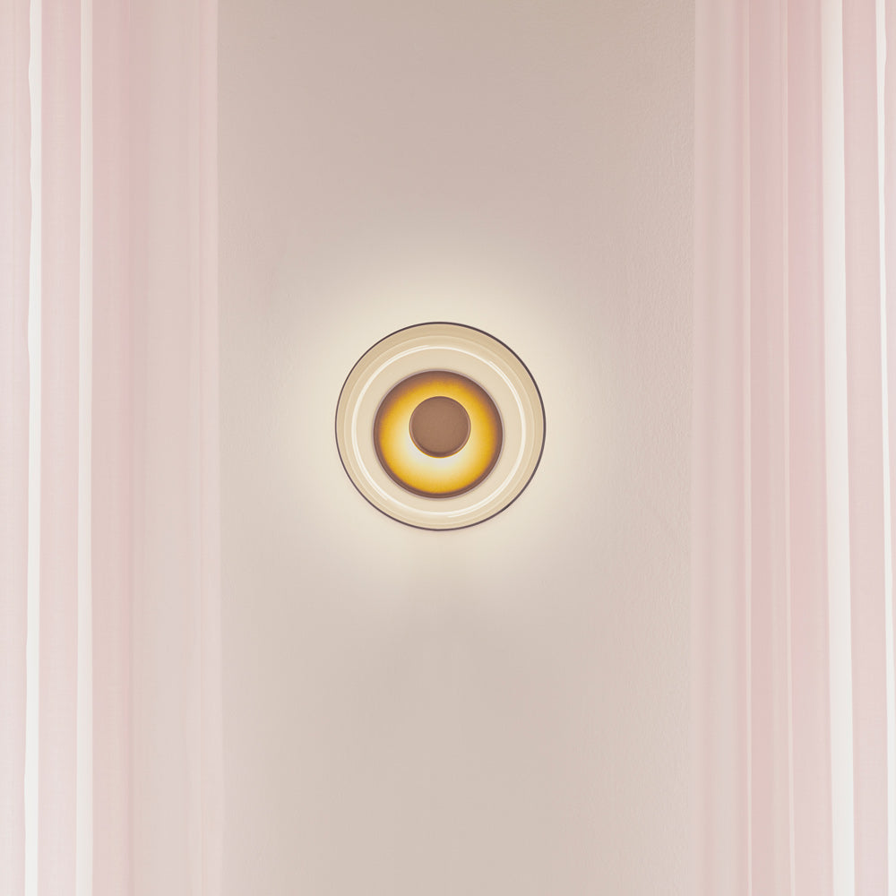 Blossi LED Wall Light in Detail.