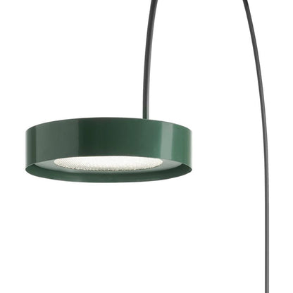 Berlin Outdoor Arched Floor Lamp in Detail.