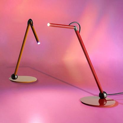 Calamaio LED Table Lamp in Detail.