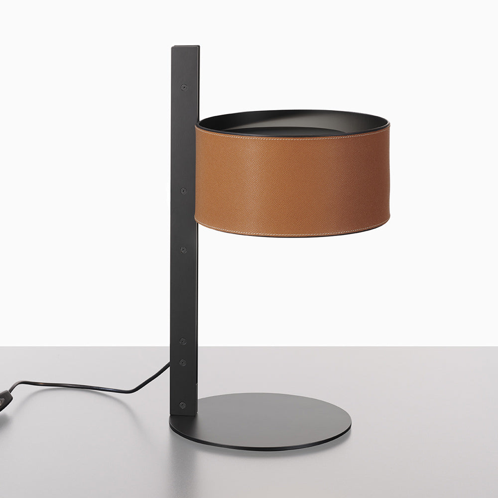 Parallel Table Lamp in Detail.