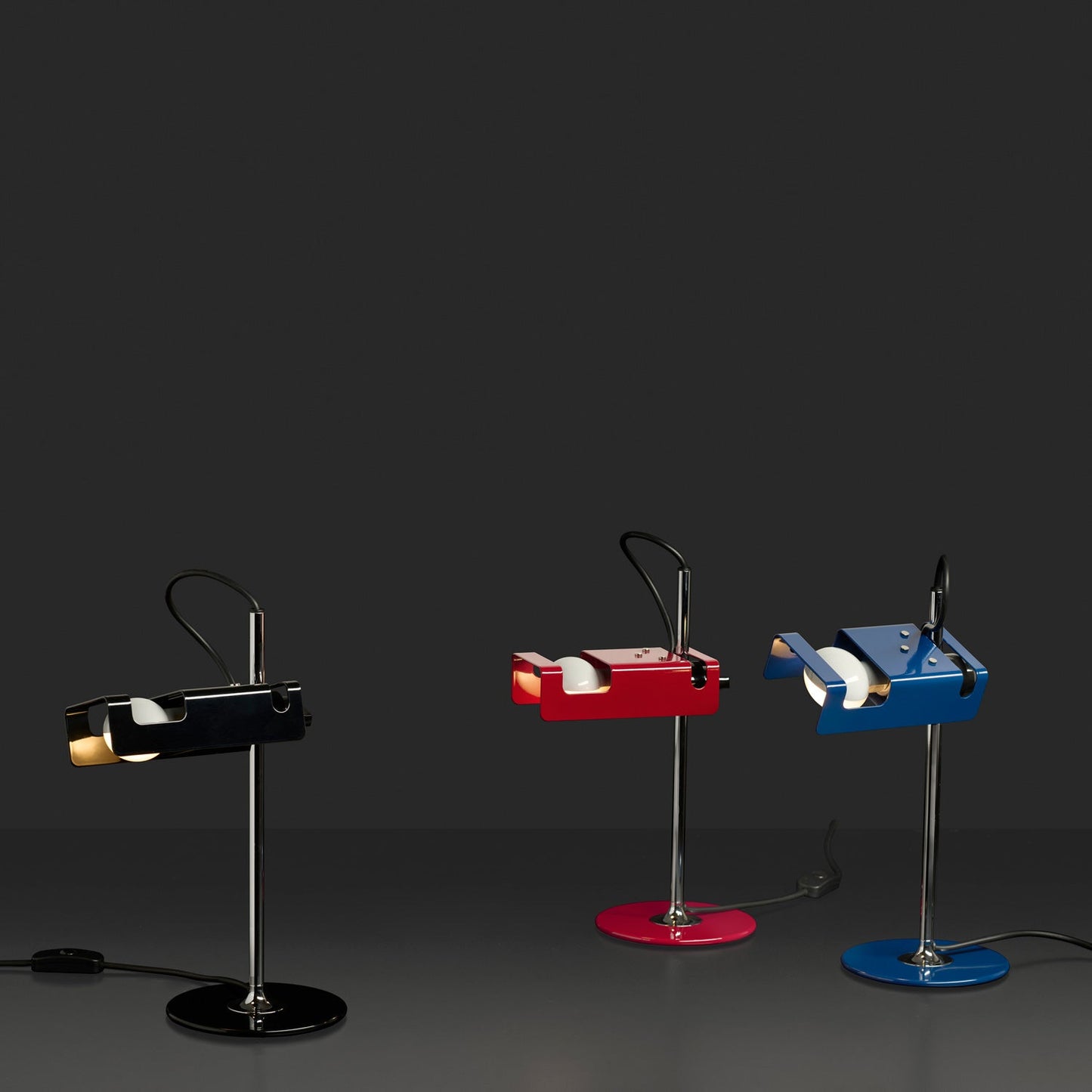 Spider Mini Table Lamp in Detail.