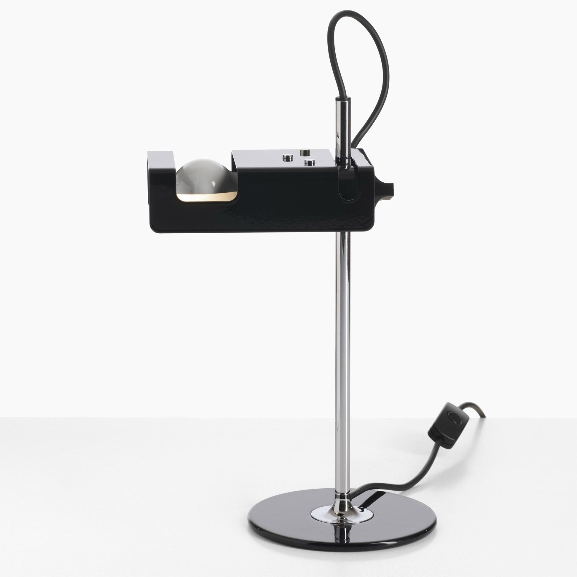 Spider Mini Table Lamp in Detail.