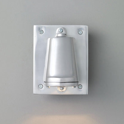 Mast Wall Light in Detail.