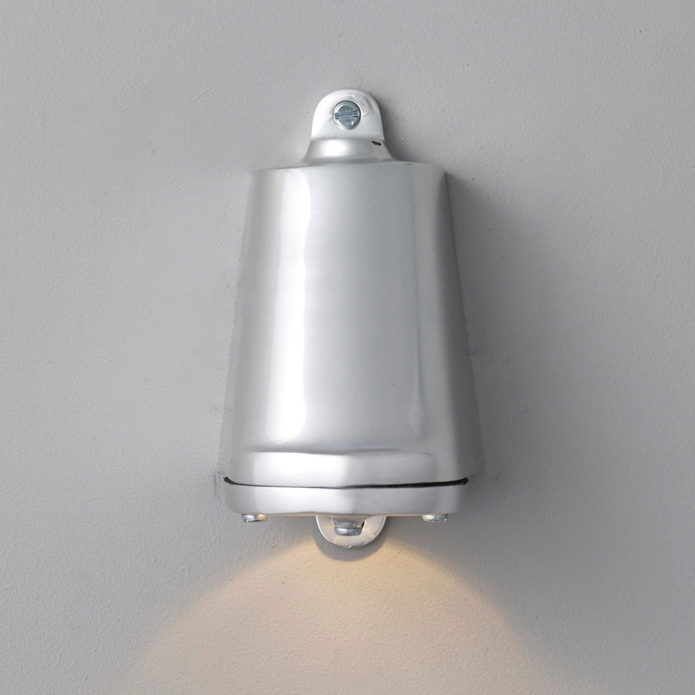 Mast Wall Light in Detail.