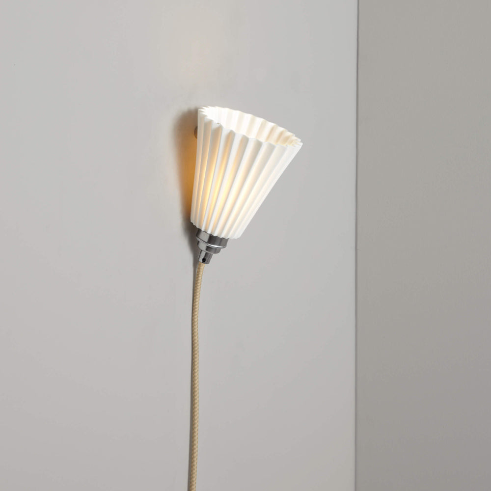 Portable Pleat Wall Light in Detail.